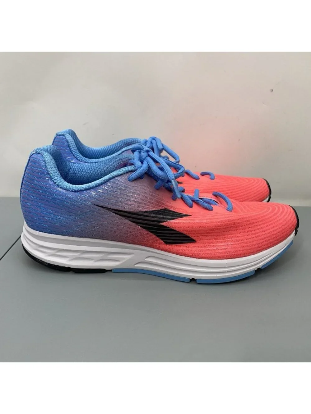 Diadora‎ Action +3 Sneakers Shoes Running Training Athletic Pink Blue Womens 9.5